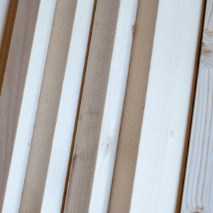 Listones de madera de pino a medida