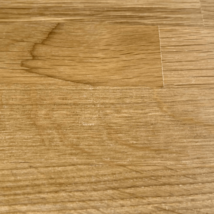 Muestras de colores de barniz en Madera Fina. Barnizado color Roble natural